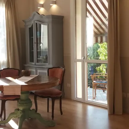 Private Con Living E Cucina * Novate Milanese